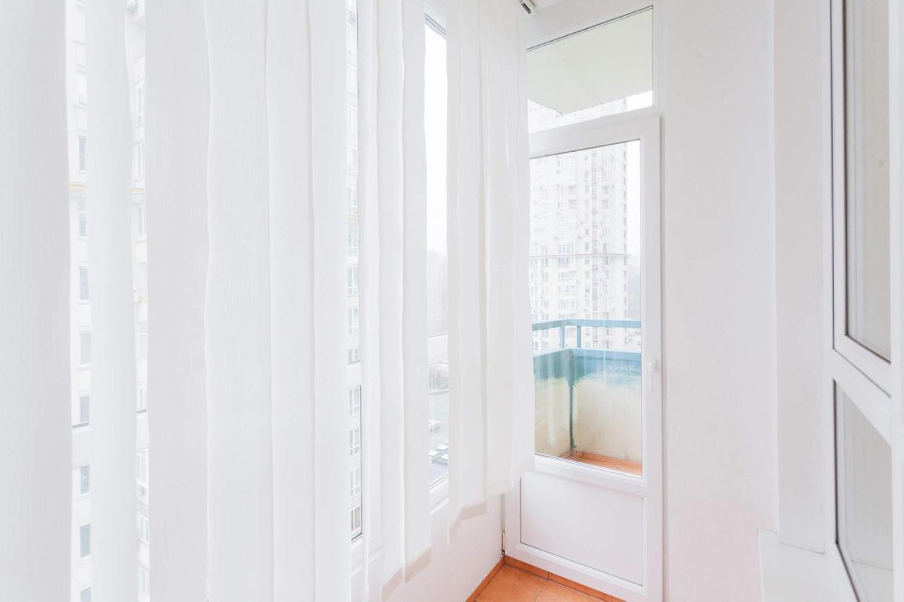 Navit Apartments With Breakfast, Near The Railway Station, The City Center, The Park Kiev Luaran gambar