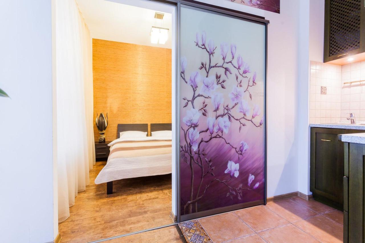 Navit Apartments With Breakfast, Near The Railway Station, The City Center, The Park Kiev Luaran gambar