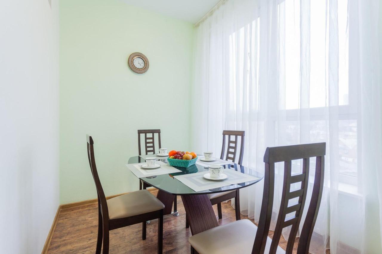 Navit Apartments With Breakfast, Near The Railway Station, The City Center, The Park Kiev Luaran gambar